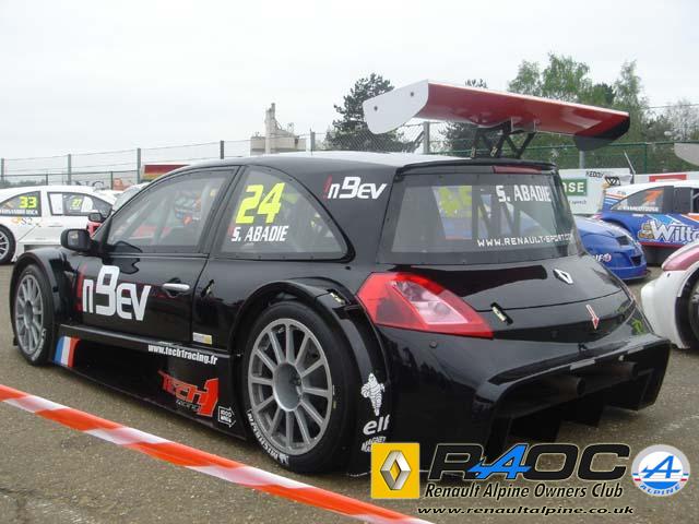 Zolder-05-black-megane-trophy-sf