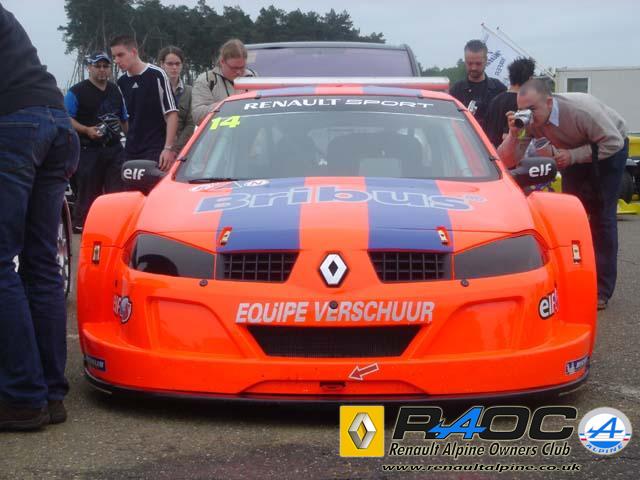 Zolder-05-megane-trophy-front-orange-sf