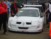 Zolder-05-megane-trophy-front-white-sf