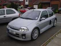 Clio V6 5 sf